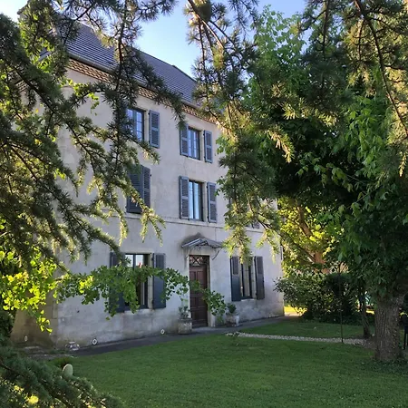 Le Domaine De La Belle Demeure Et Table D Hotes Bed and Breakfast 3*
